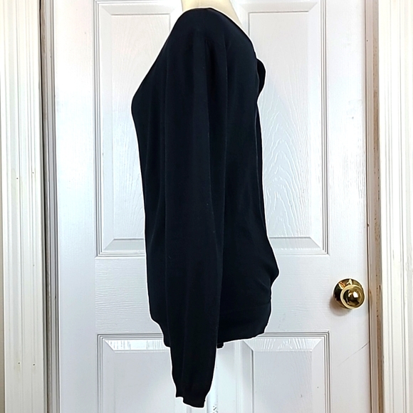 Studio Y Split Cut Out Back Sweater - Picture 5 of 9